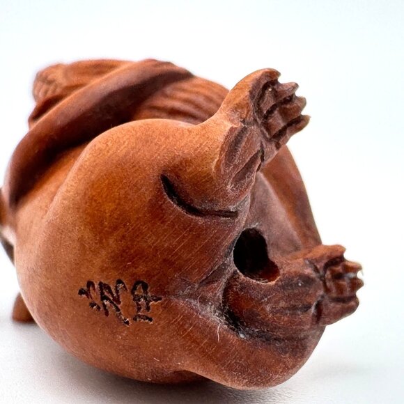 Ojime Bead Netsuke Mouse with Corn Cob Hand-Carved Boxwood Signed Figurine - Picture 4 of 8